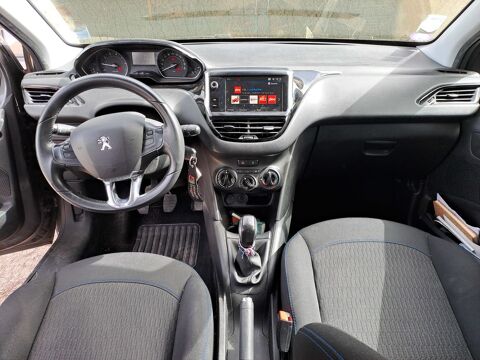 Peugeot 208 PureTech 82ch S&S BVM5 Signature 2018 occasion Larra 31330