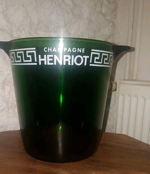 Seau a champagne Henriot 45 Angers (49)