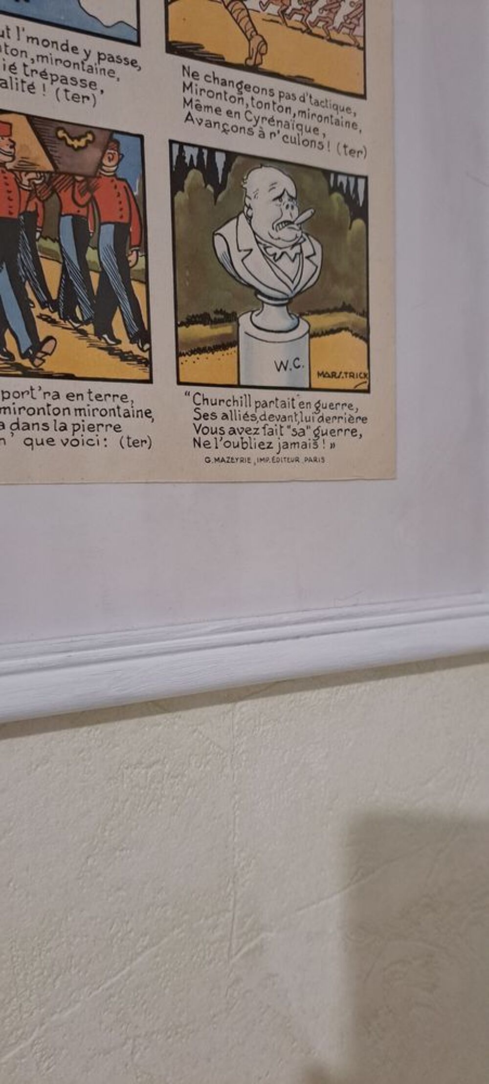 Cadre d&eacute;coratif avec affiche bande dessin&eacute;e originale 