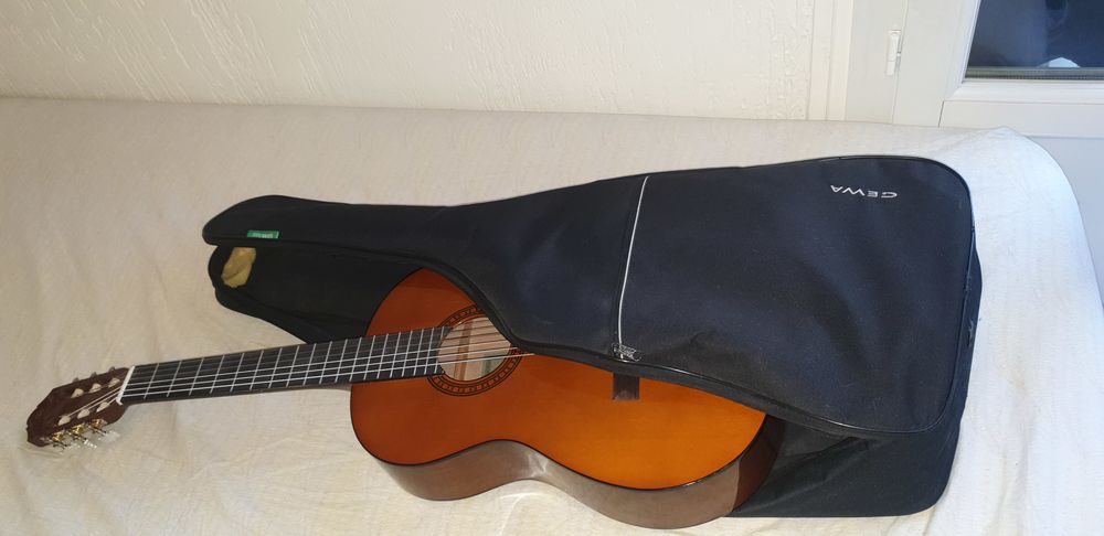 Guitare classique Yamaha CS40 3/4 neuve Instruments de musique