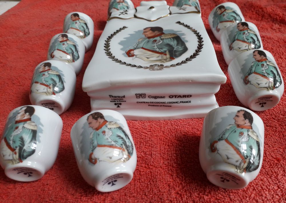 Porcelaine Limoges Tharaud : Cognac Otard : Napol&eacute;on 1er 