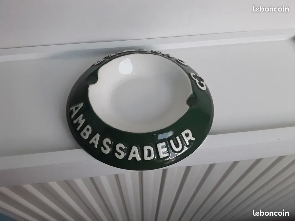 Cendrier rond vintage ancien fran&ccedil;ais "Ambassadeur Cusenier 