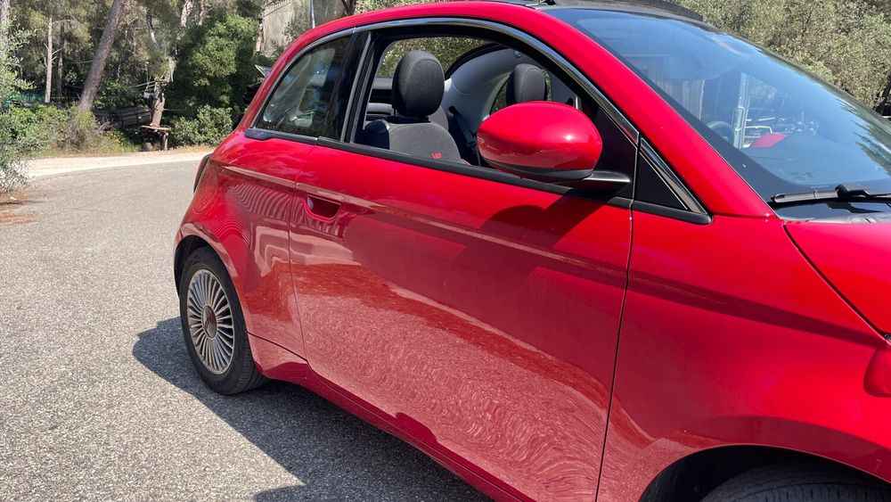 500 E cabriolet FIAT lectrique RED 95ch 2023 occasion 13260 Cassis