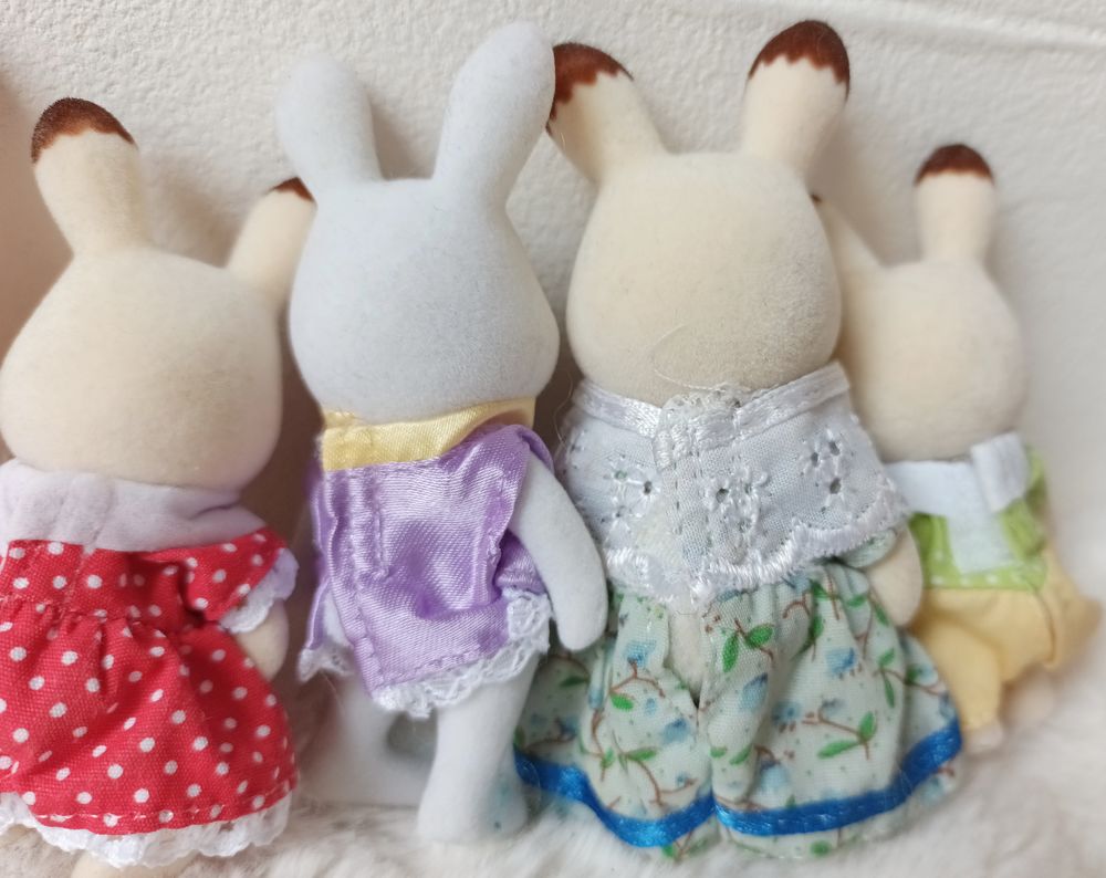 Lot de 5 figurines Sylvanians lapins collection Parfait &eacute;tat 