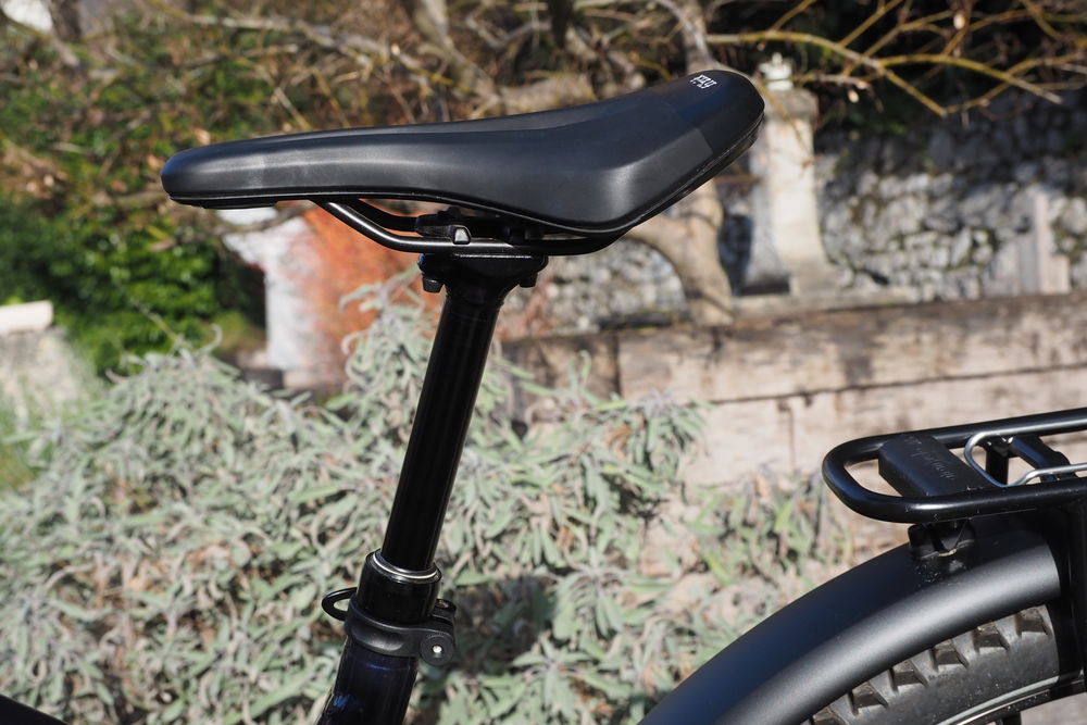 VTT &eacute;lectrique neuf tout suspendu Vélos