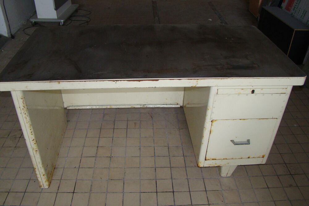 Ancien bureau d'atelier ann&eacute;es 1960 Meubles