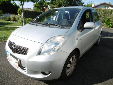Toyota yaris 1.4 - 90 D-4D