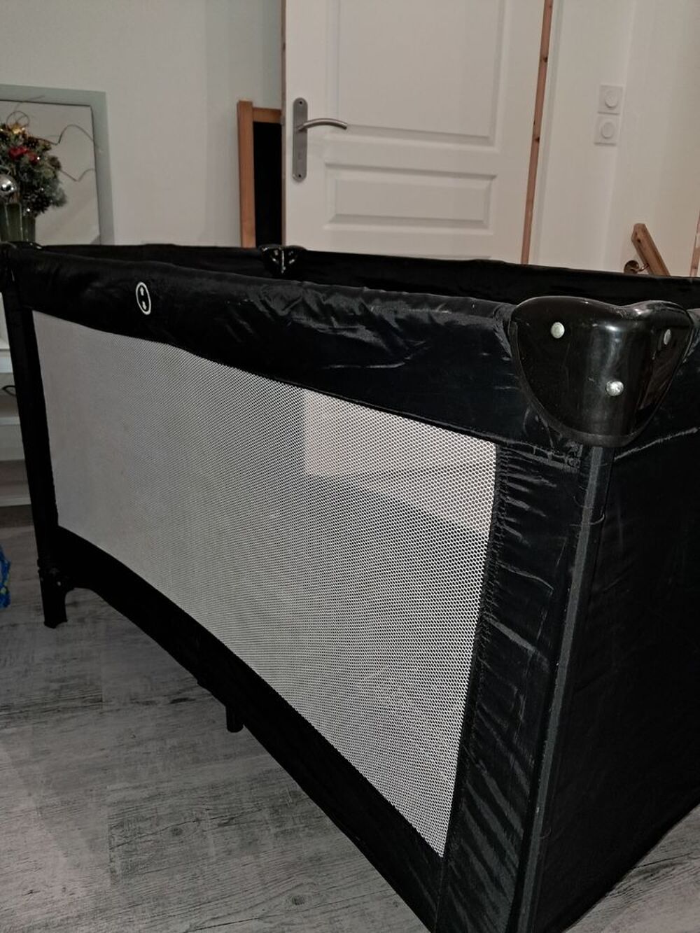 Lit parapluie et matelas r&eacute;versible &eacute;t&eacute;/hiver Puériculture