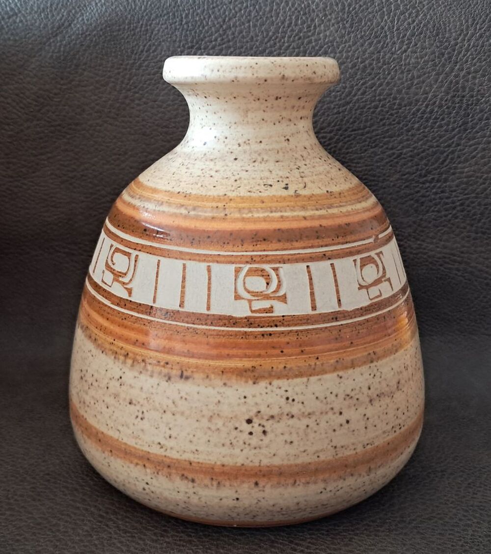 vase d&eacute;coratif en terre cuite style am&eacute;rindien Décoration