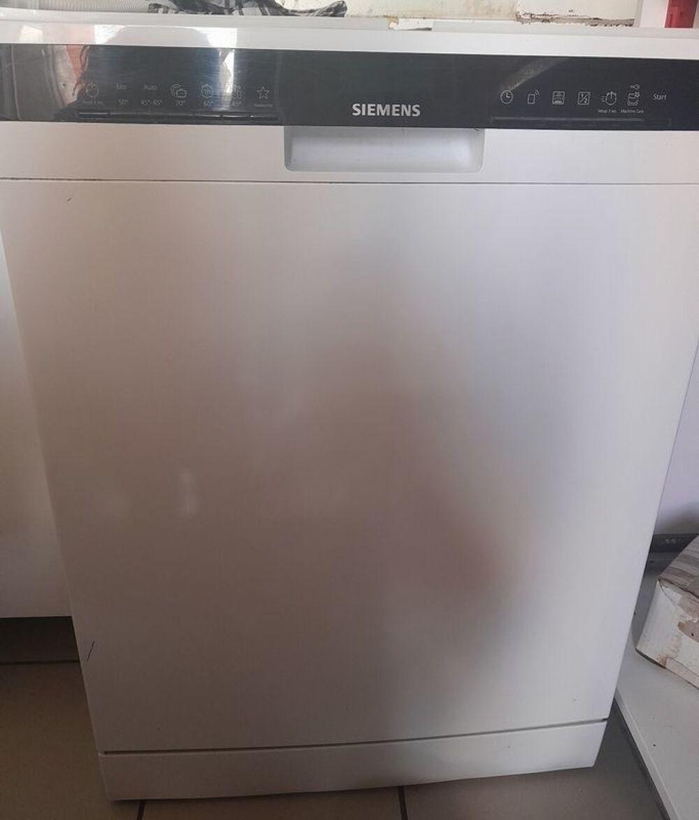 Lave-vaisselle SIEMENS Connect&eacute; Electroménager