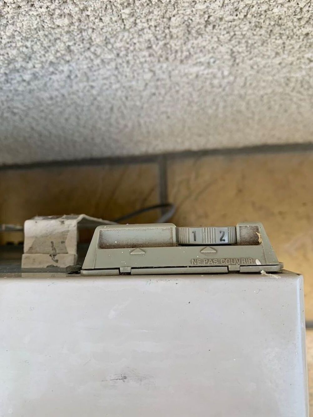 Radiateurs &eacute;lectriques Noirot 500w 750w 1500W avec support Bricolage