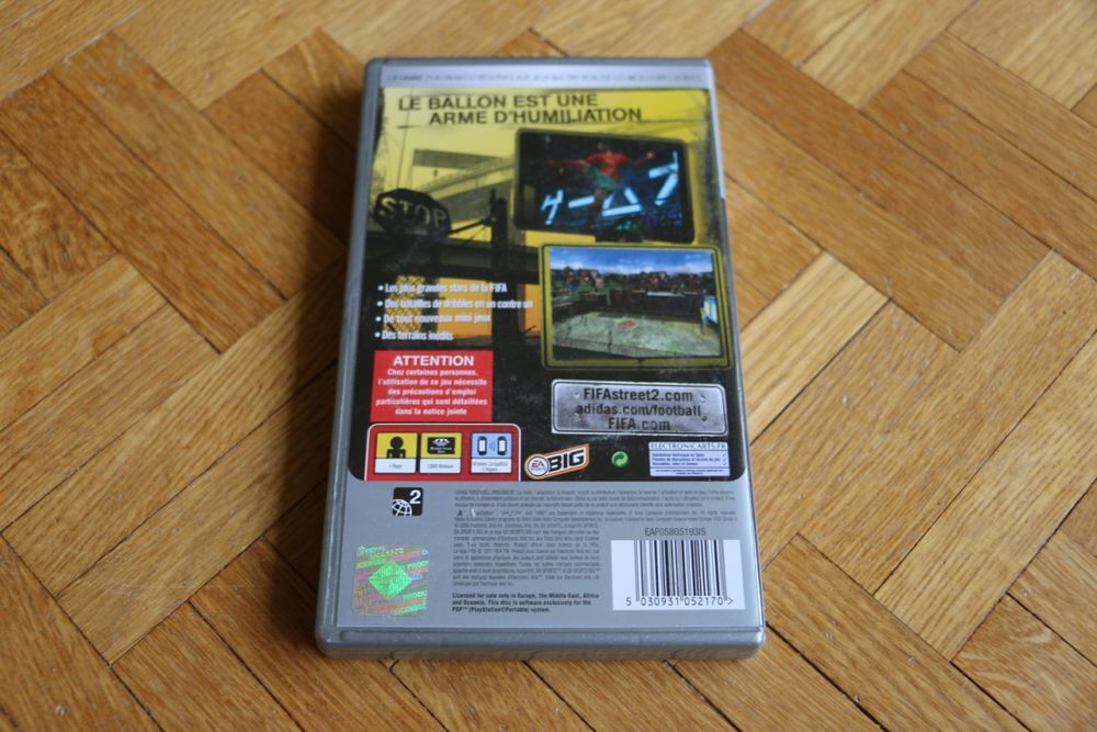 Jeu PSP Fifa Street 2 (AS) Consoles et jeux vidos