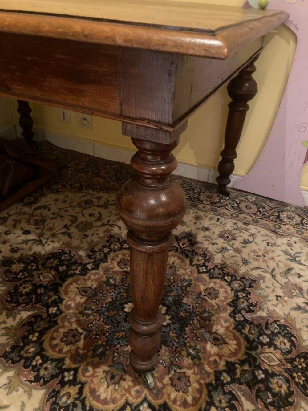 TABLE de STYLE en CHENE Meubles