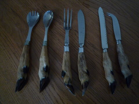 Couverts pied de biche 70 Taverny (95)