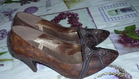 Chaussures femmes occasion Perpignan 66 Paruvendu