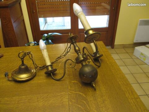 Lustre en bronze 3 branches vintage bon fonctionnement 0 M�rignies (59)