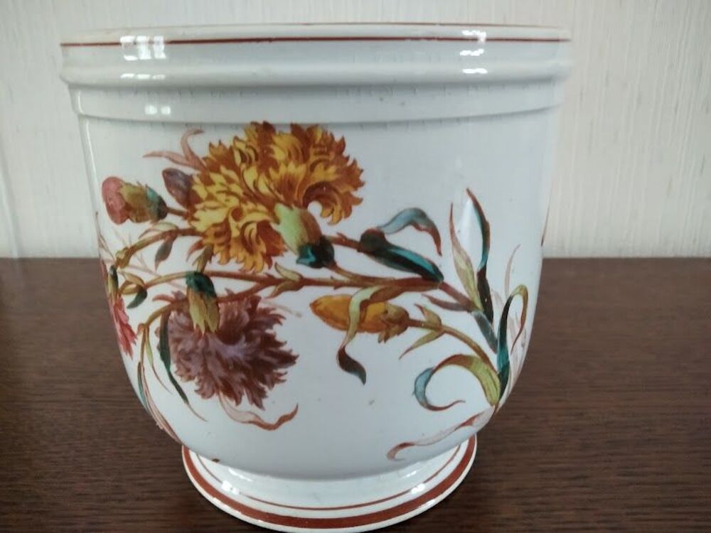 Ancien cache pot Gien Décoration