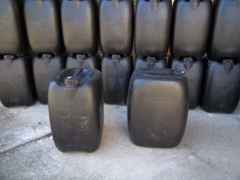 Bidon 20 litres.  4 Charantonnay (38)