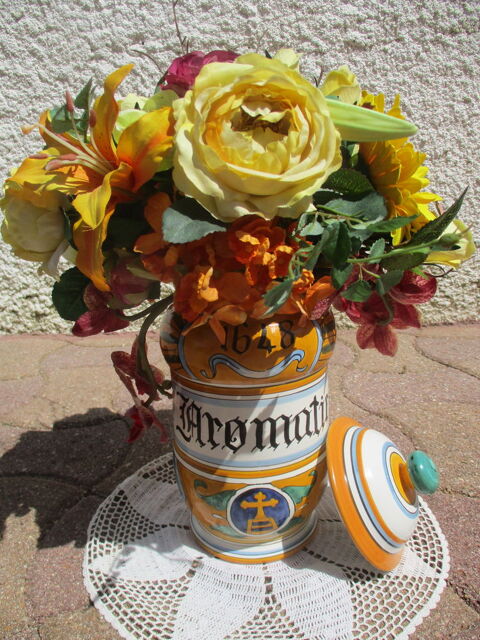 Vase et/ou Pot de Rangement avec Couvercle - Neuf 25 La Fert-Alais (91)