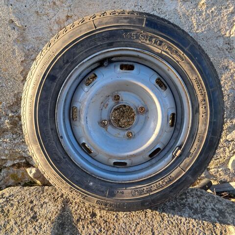 Jante avec pneu 18 Ch�tillon-sur-Thouet (79)