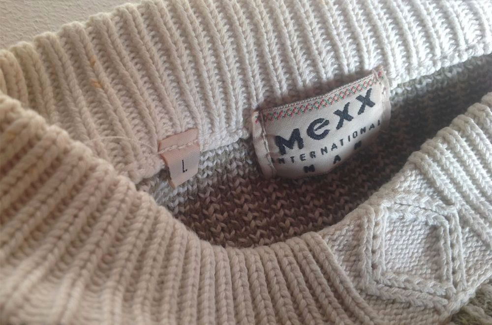 PULL MEXX BLANC &Agrave; MOTIF TAILLE L Envoi Possible
Vêtements