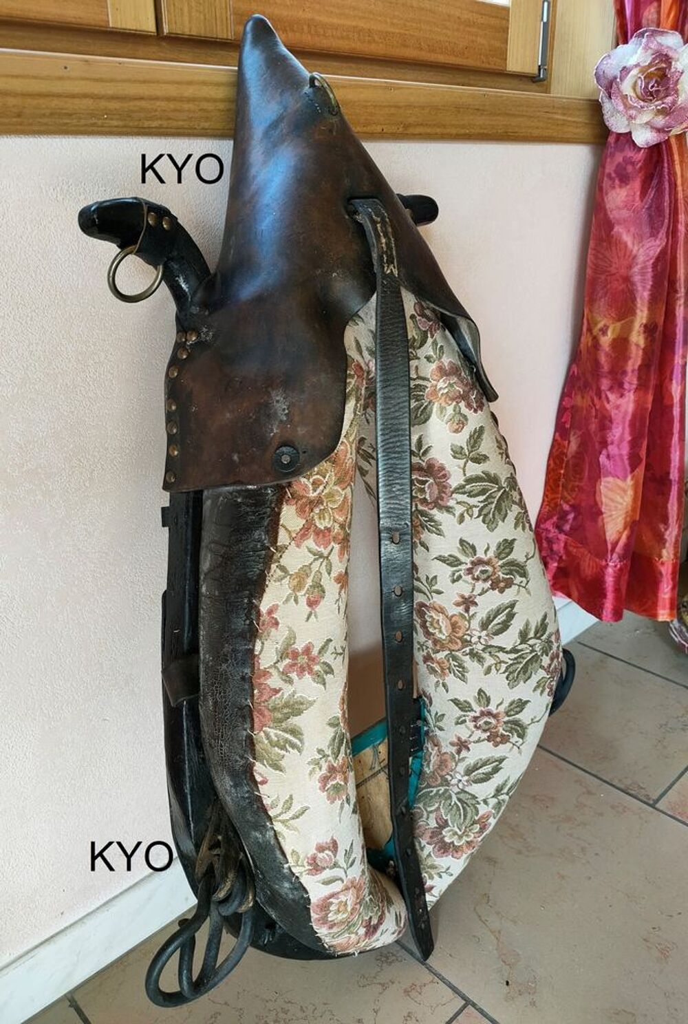 Collier de cheval, Tour de cou - D&eacute;coration - Bon &eacute;tat Décoration