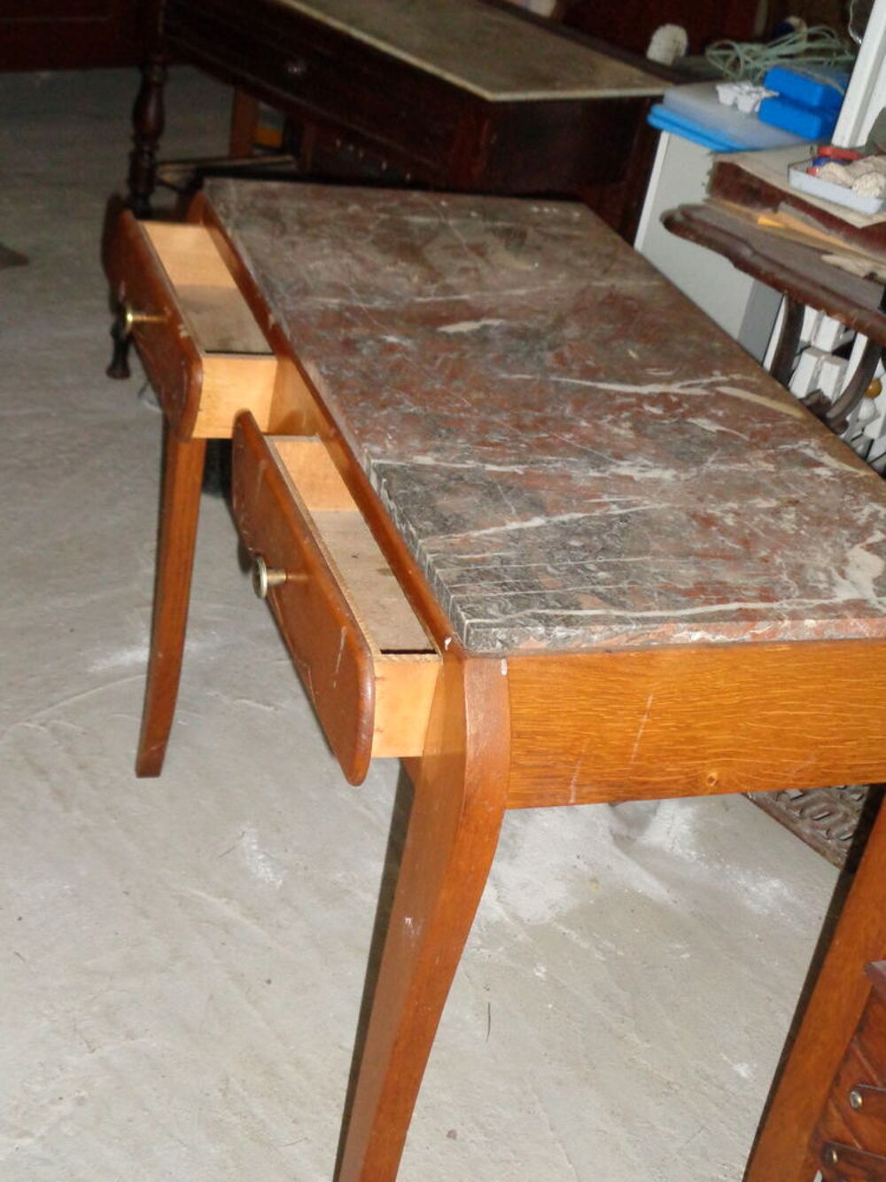 
Coiffeuse ancienne
Meubles