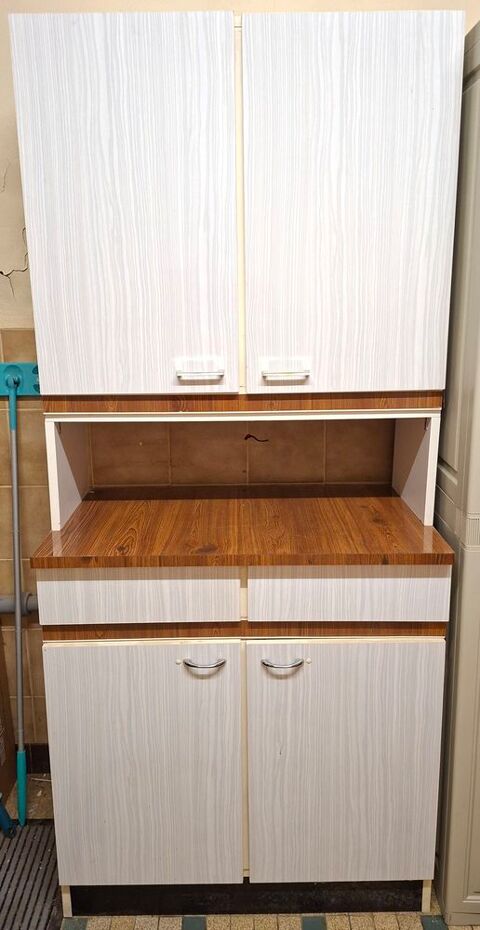 Meuble en formica blanc 20 Poitiers (86)