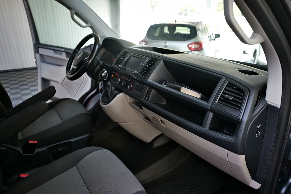 Transporter 204cv 4 motion pro cab 5 places 2018 occasion 16200 Jarnac