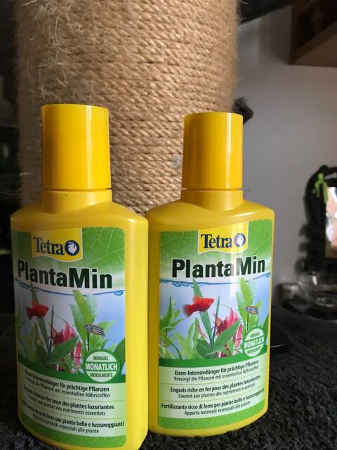 2 produits plantamin 10 Brem-sur-Mer (85)