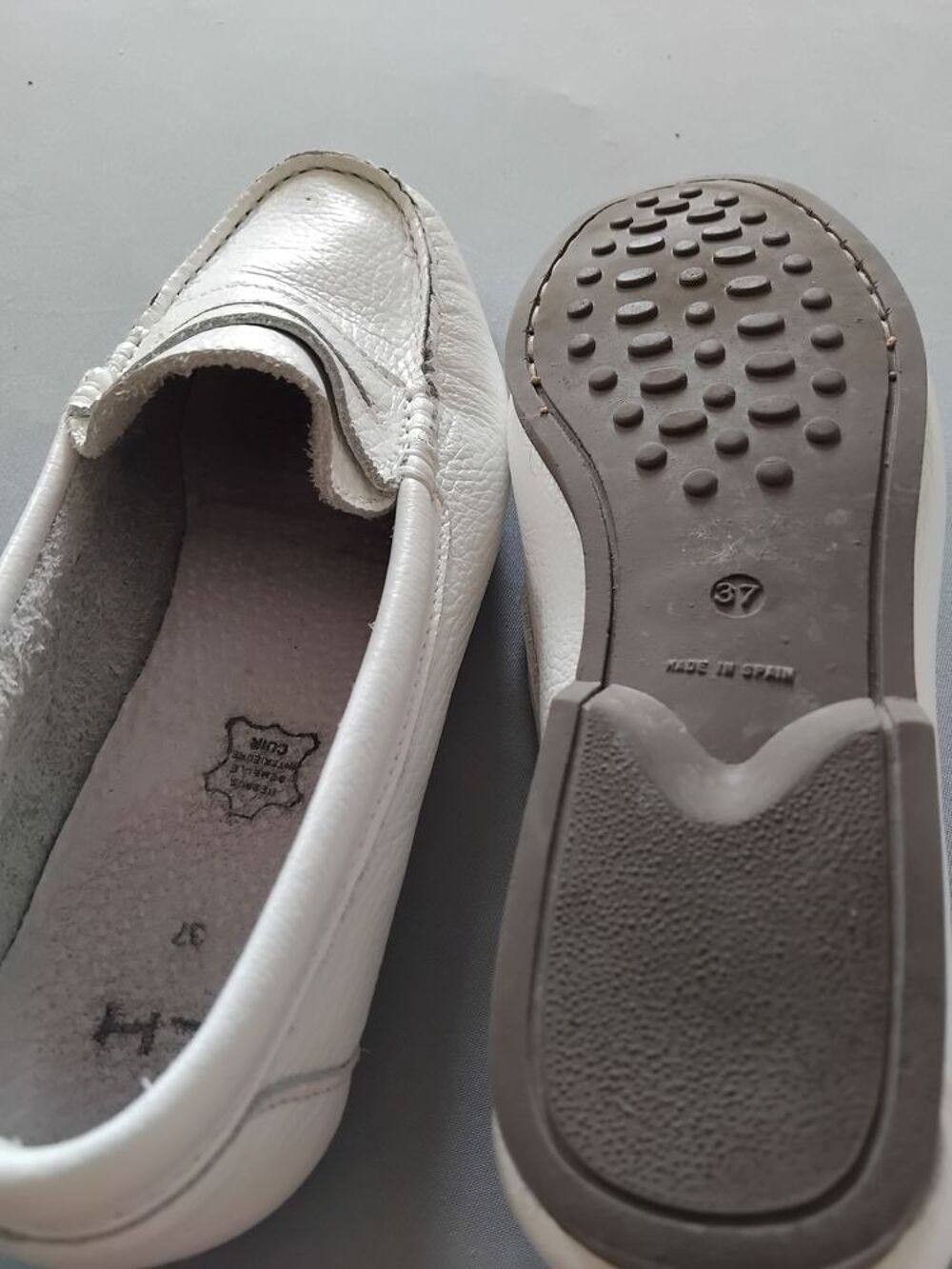 Mocassins blancs en nubuc taille 37 Chaussures