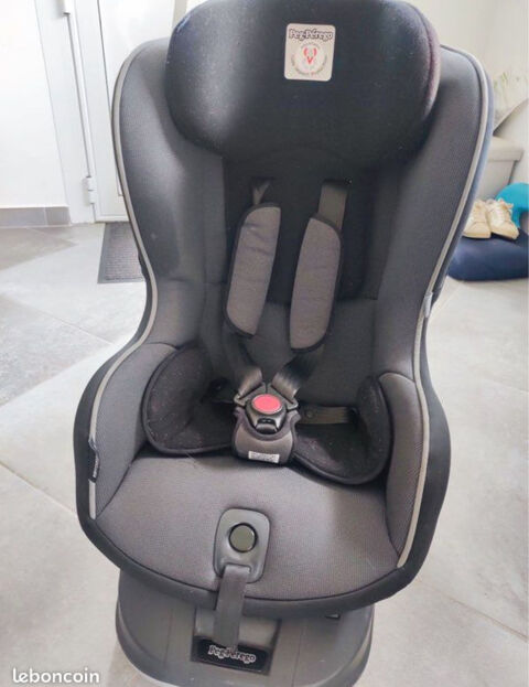 Si�ge auto Peg-Perego avec base isofix 180 Saint-Vallier (71)