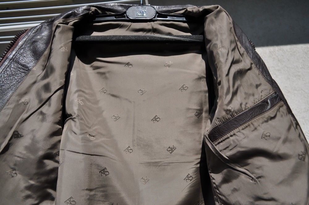 Blouson homme cuir couleur marron fonc&eacute; taille 40 Vêtements