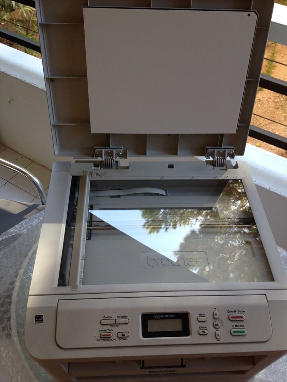 ?	Imprimante-photocopieuse laser Brother DCP 7055 Matériel informatique