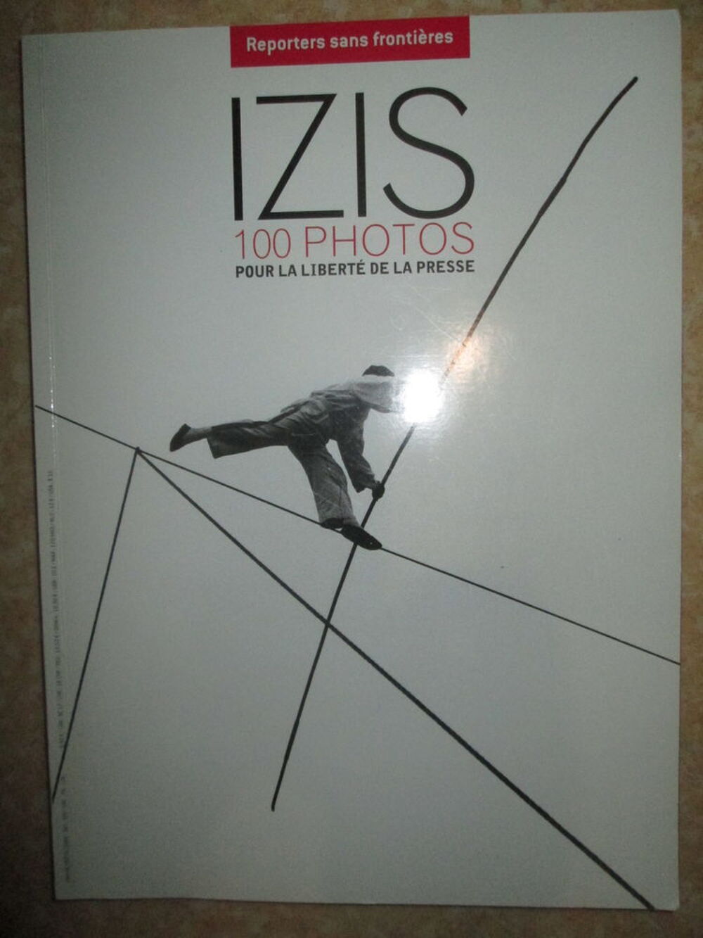 Cherche livres rares,BD,affiches,objets pubs,... 