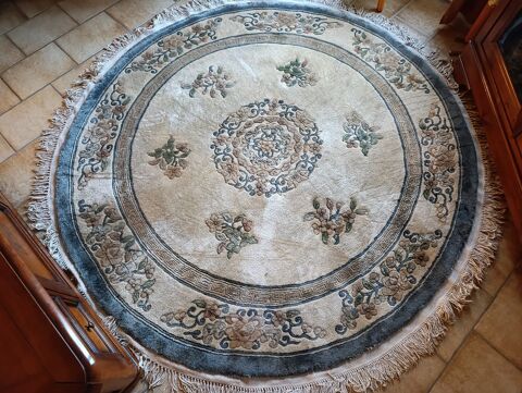 Tapis rond haut de gamme belles couleurs 350€ Volx (04)