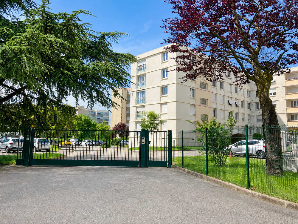 Vente Parking/Garage Garage - Caluire Les Belges Caluire-et-cuire