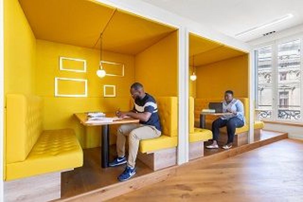   Trouvez un bureau dédié pour vous mettre directement au travail à Paris Spaces Opera Garnier Paris 9