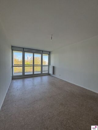  Appartement � vendre 4 pi�ces 89 m�