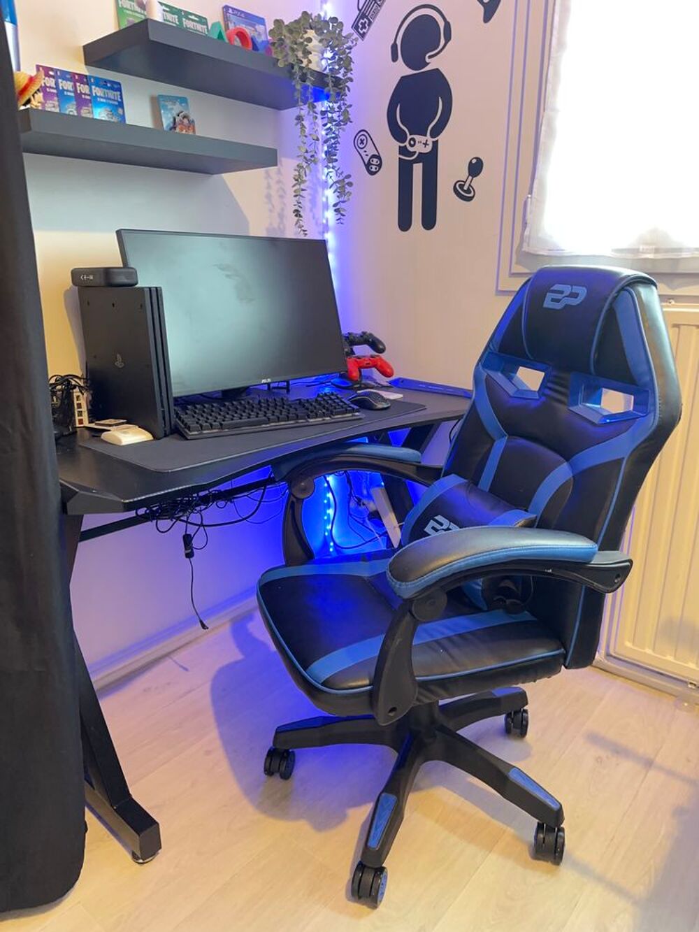 Bureau et chaise gamer Meubles