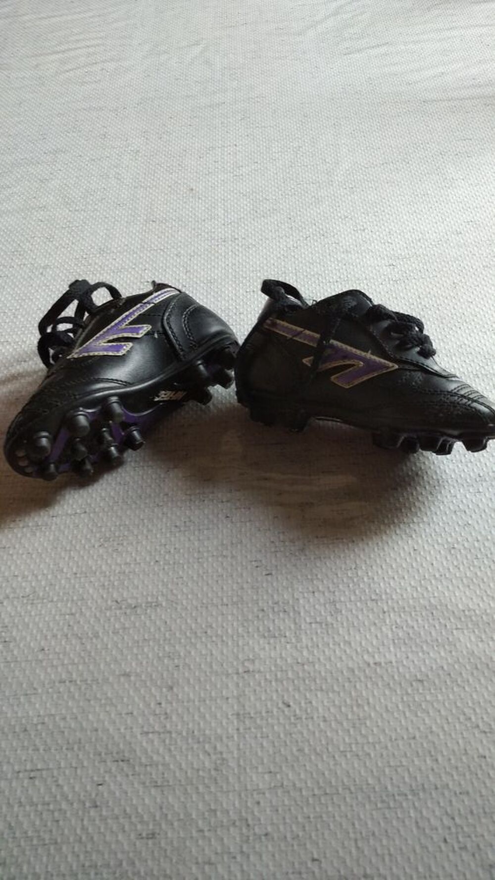 Chaussures de foot . Pointure 28 Chaussures