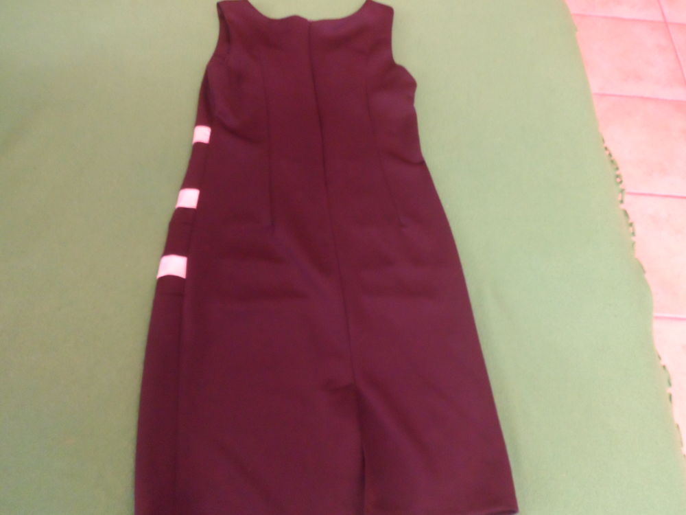 Robe noire coupe droite Vêtements