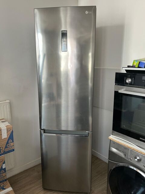 Frigo LG Large Paris 8 (75)