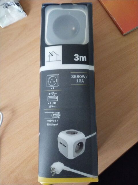 Multiprise cube 10 Louhans (71)