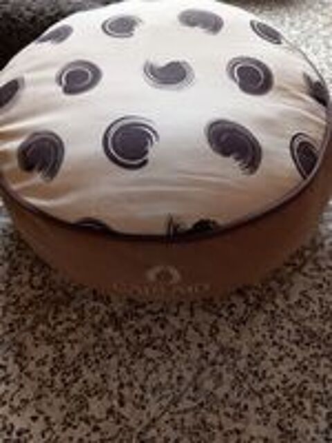  Pouf pour chien  