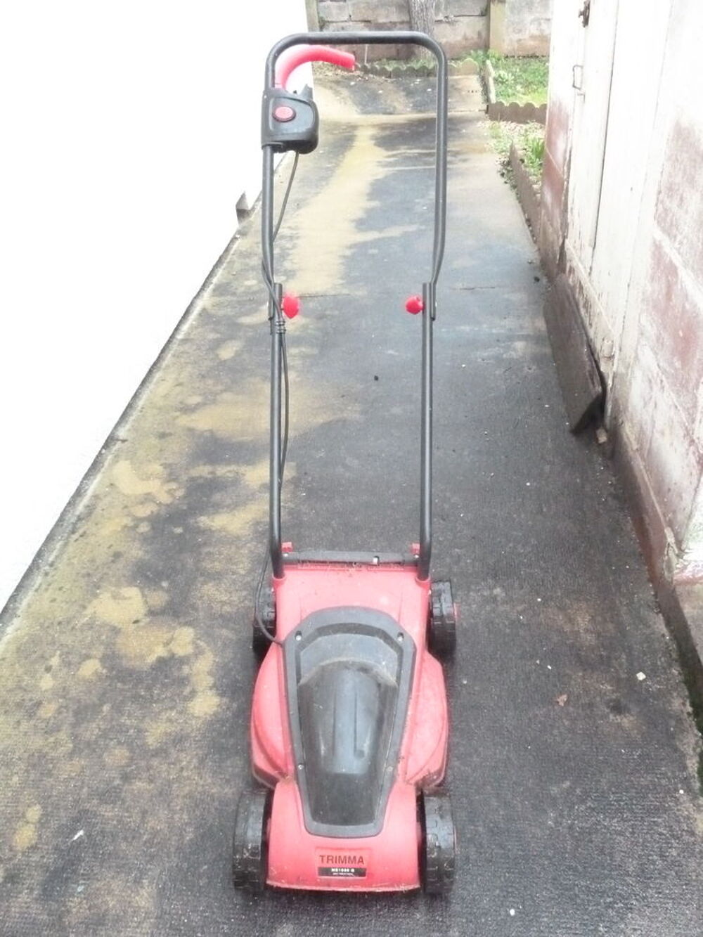 Tondeuse &eacute;lecdtrique TRIMMA ME1030G- Jardin