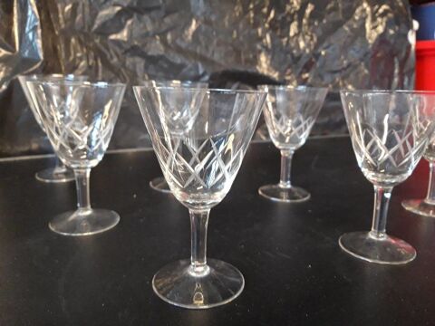 Verre cristal _ Verre  vin _ 7 pices _ Vintage _ 6 20 Apremont (73)