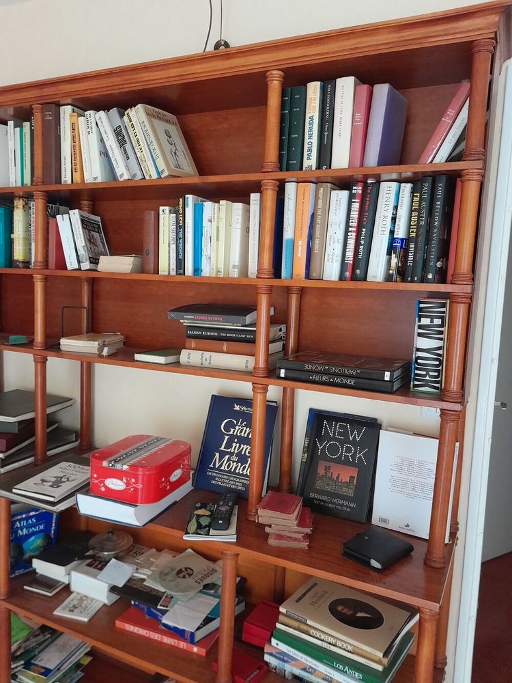 200 &agrave; 300 livres Livres et BD