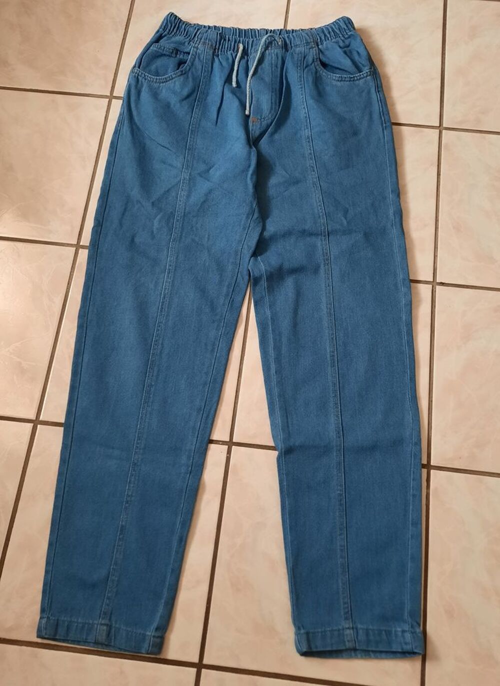 Pantalon jean denim esprit jogging &eacute;lastiqu&eacute; T 40 Vêtements