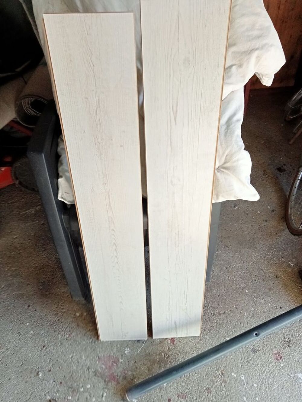 parquet statifier 20 metres carr&eacute; 
gris claire Bricolage